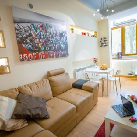 High Tech - Luxurious Apartment Sofia Luaran gambar