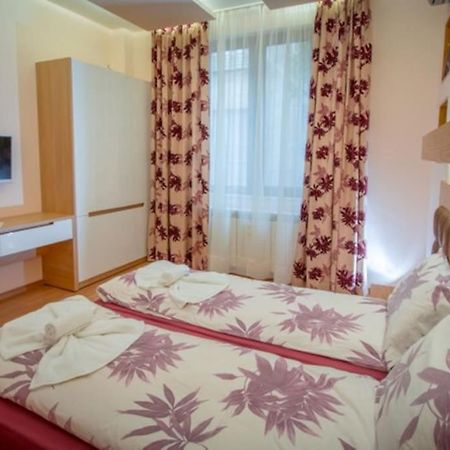 High Tech - Luxurious Apartment Sofia Luaran gambar