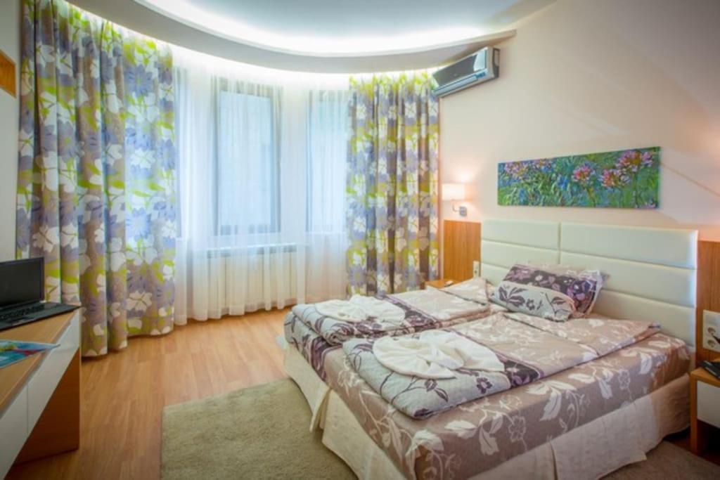 High Tech - Luxurious Apartment Sofia Luaran gambar